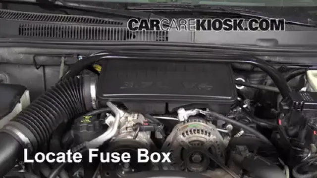 2007 Jeep Grand Cherokee Laredo 3.7L V6 Fuse (Engine) Replace